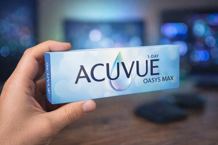 Mavi-Mor Işık Filtreli Günlük Lens: 1Day Acuvue Oasys Max OptiBlue Ne İşe Yarar?