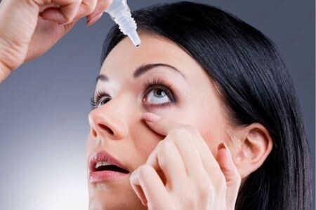 VIZZ Göz Damlası: Presbiyopi Tedavisinde Yeni Bir Dönem