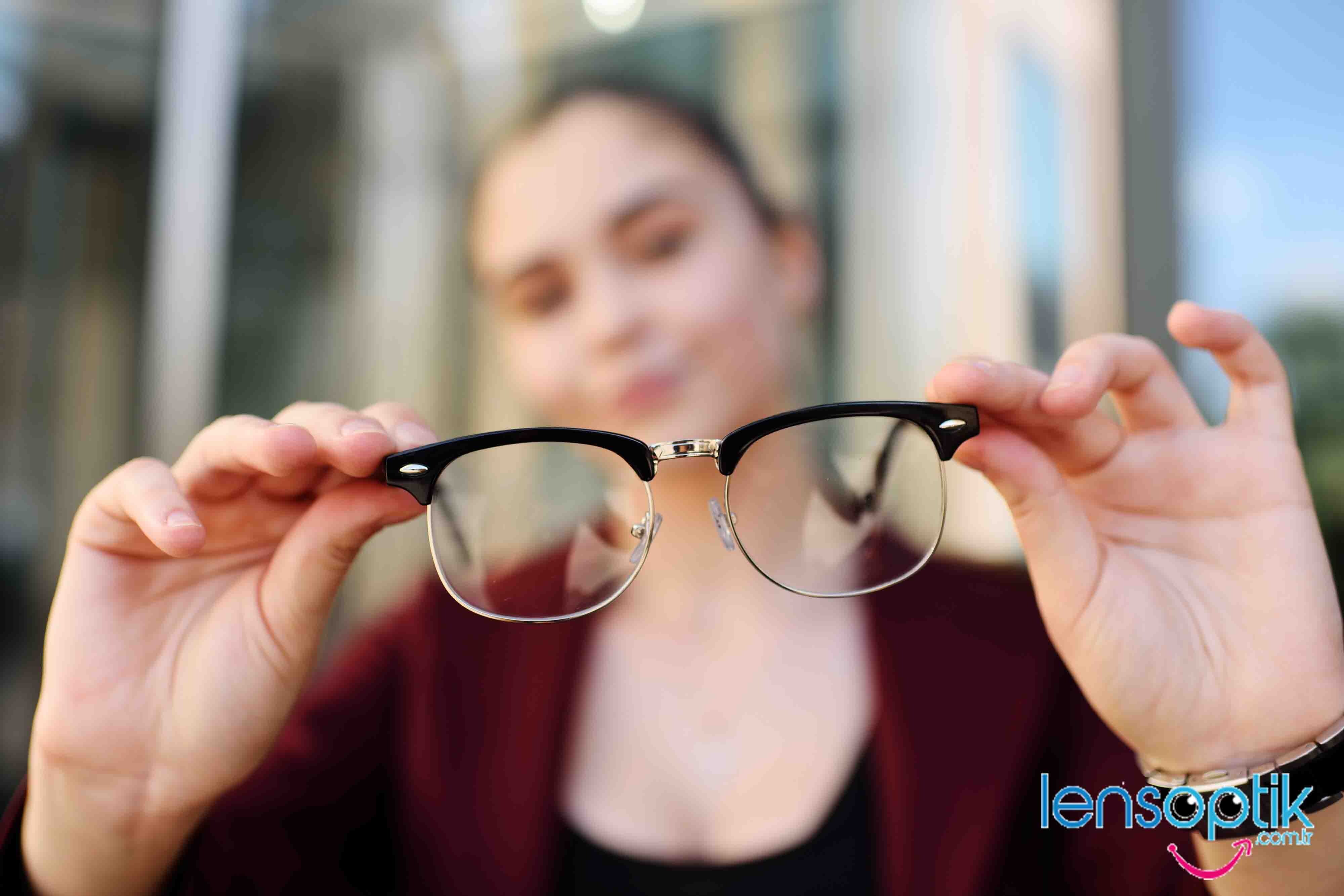 Astigmat Problemi Olanlar Lens Kullanabilir Mi?